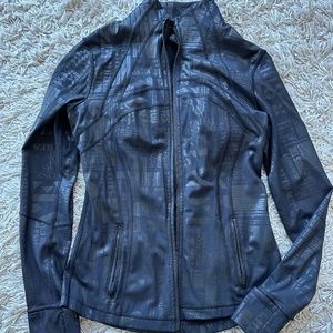 Lululemon define jacket size 8